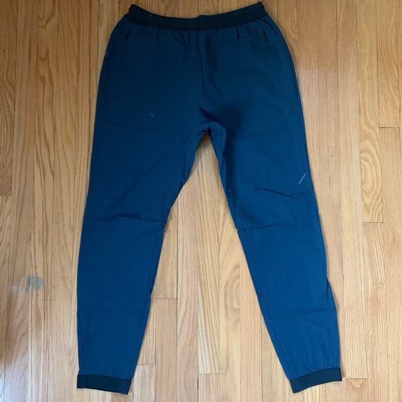 Hill City Lightweight Run Jogger - Picture 2 of 5